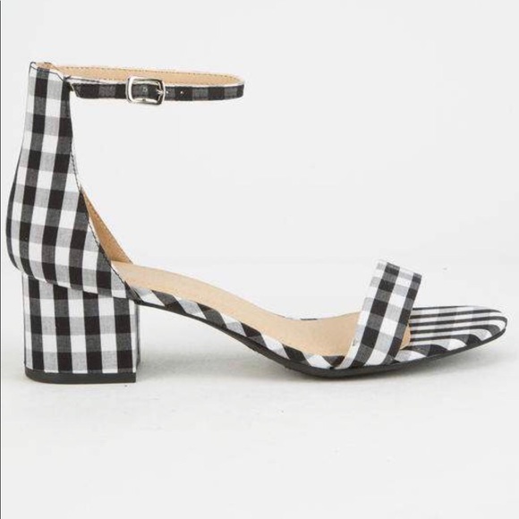 SOLD Gingham | Heels - Picture 3 of 7